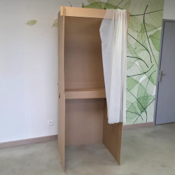 Isoloir de vote carton