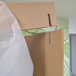 Fixation tringle isoloir de vote carton